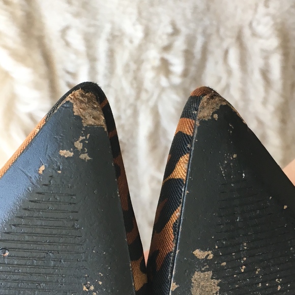 MARC FISHER Leopard Print Heels - Picture 7 of 7